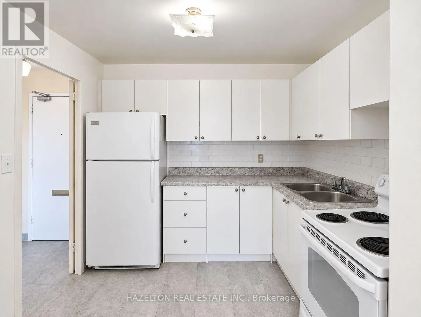 704 - 1665 BLOOR STREET E