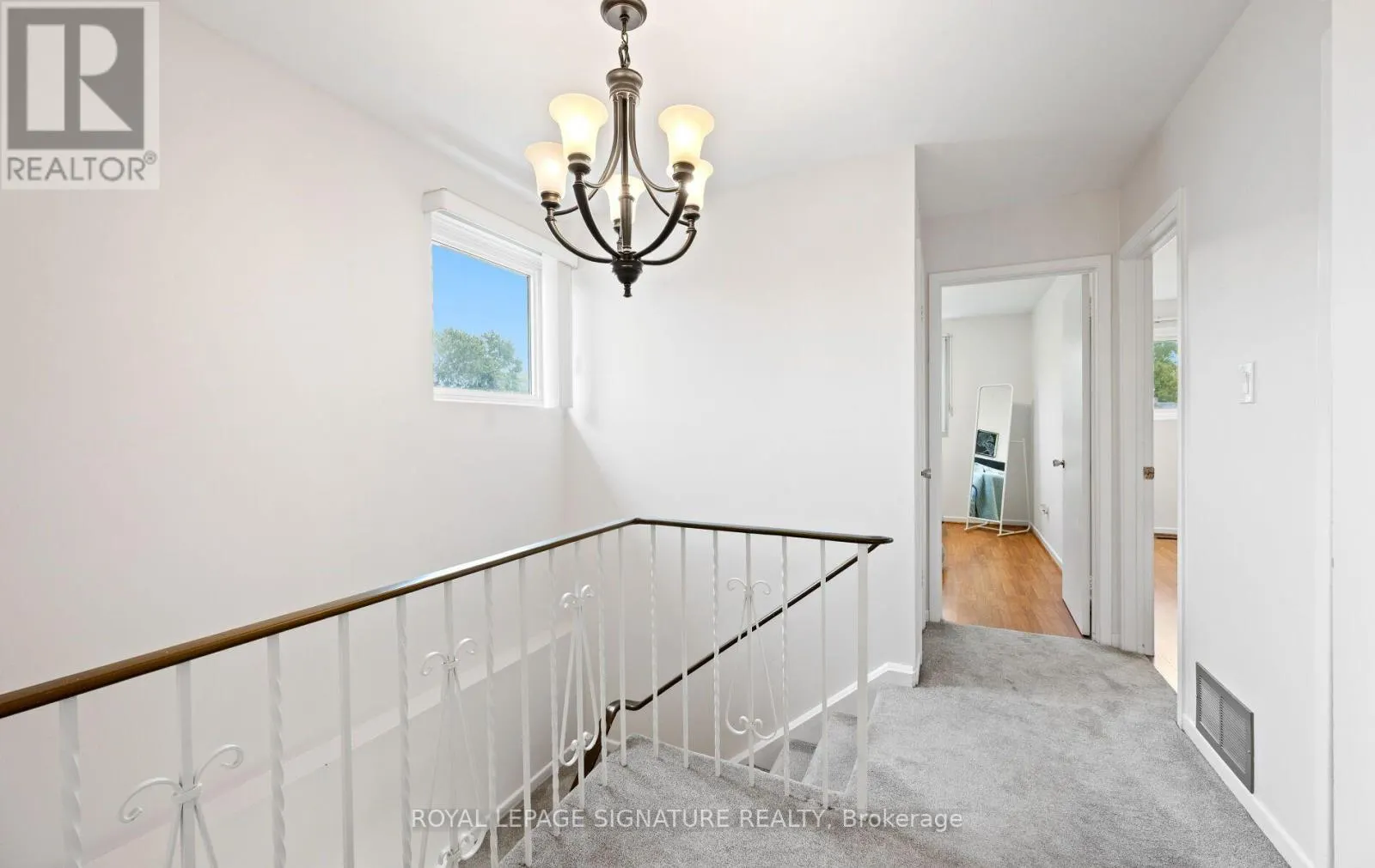 783 DODSWORTH CRESCENT