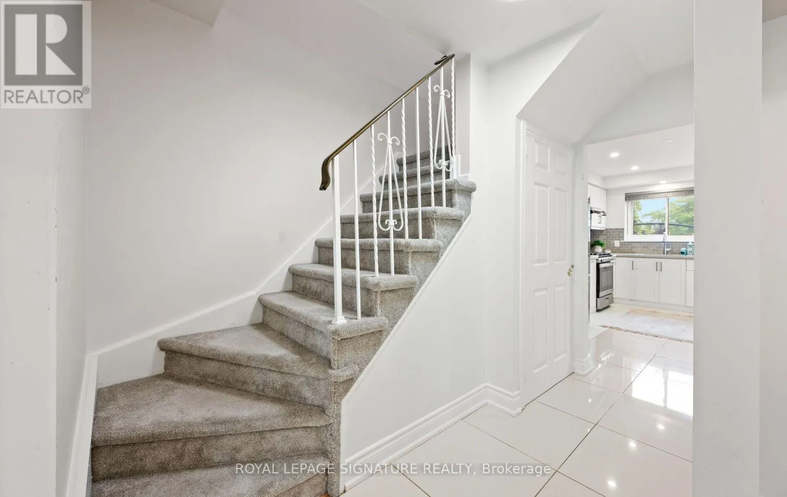 783 DODSWORTH CRESCENT
