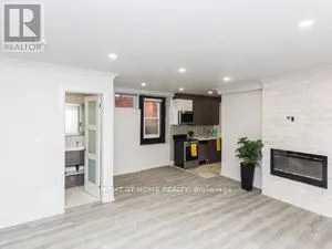 181 LAKESHORE ROAD E