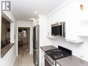 181 LAKESHORE ROAD E