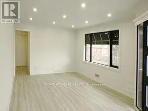 181 LAKESHORE ROAD E
