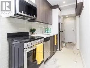 181 LAKESHORE ROAD E