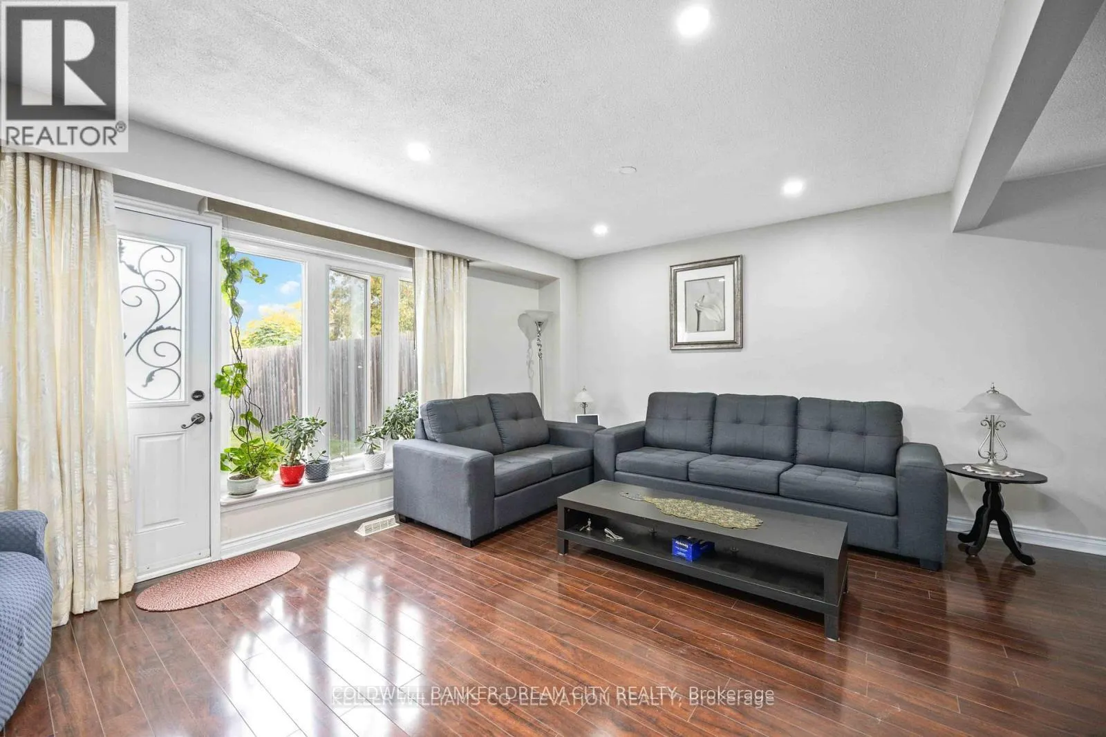 UPPER - 3073 IRESON COURT