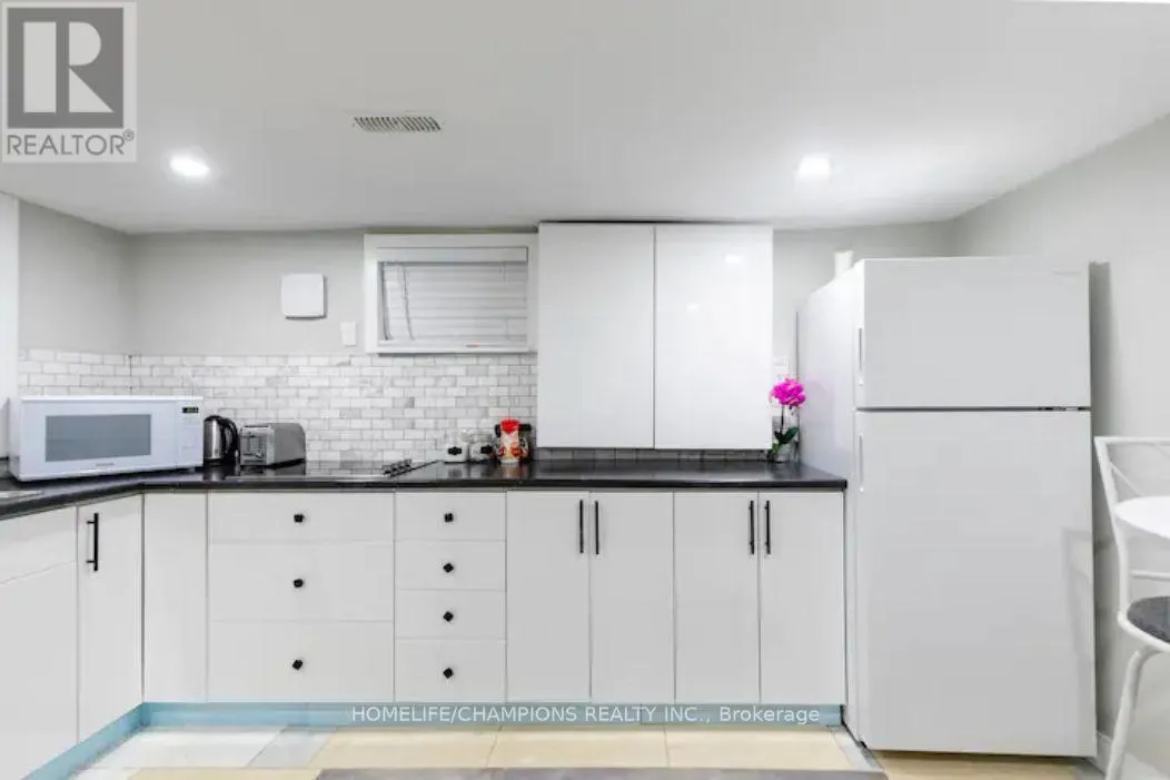 BSMT - 112 SPRINGHURST AVENUE
