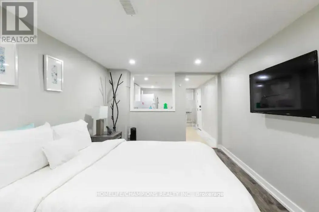 BSMT - 112 SPRINGHURST AVENUE
