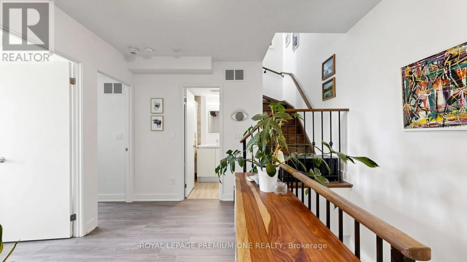 203 - 441 JANE STREET