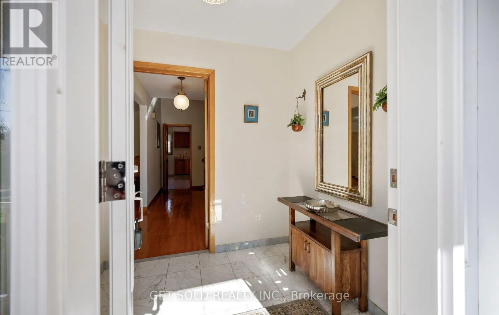 6 MARCEL ROAD