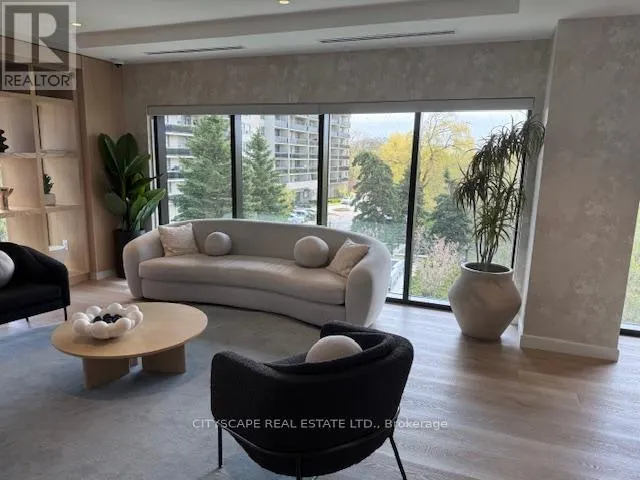 611 - 86 DUNDAS STREET E