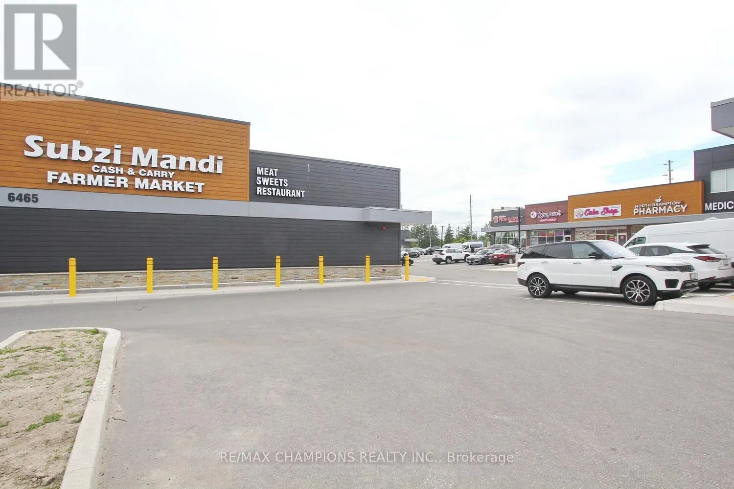 205 - 6475 MAYFIELD ROAD