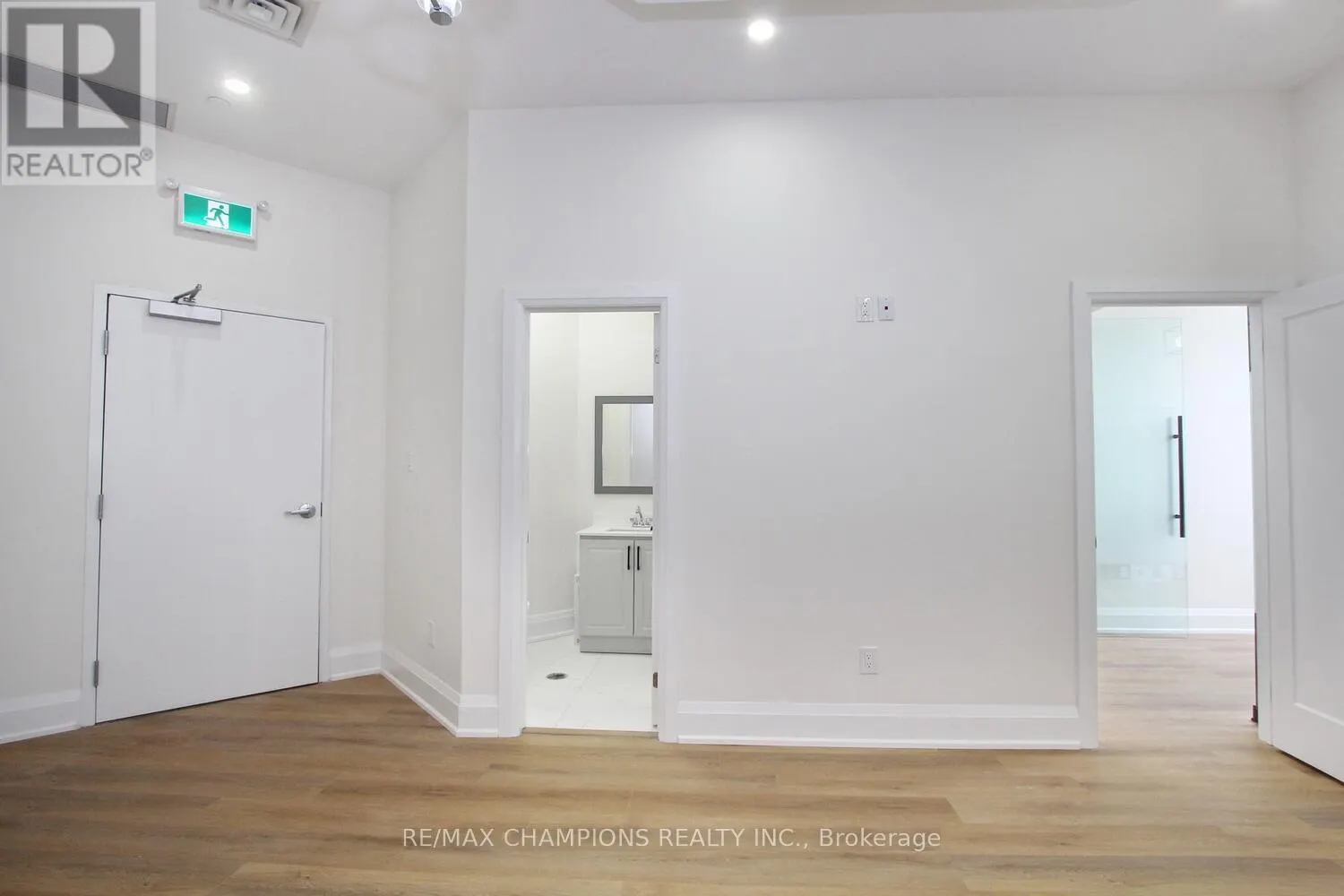 205 - 6475 MAYFIELD ROAD