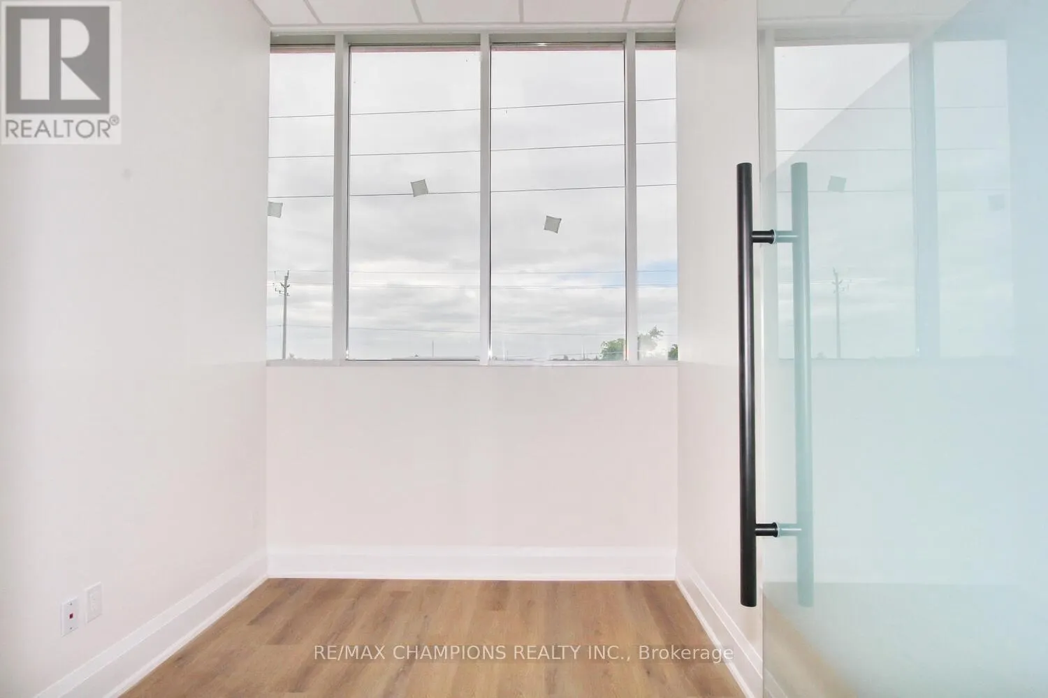 205 - 6475 MAYFIELD ROAD