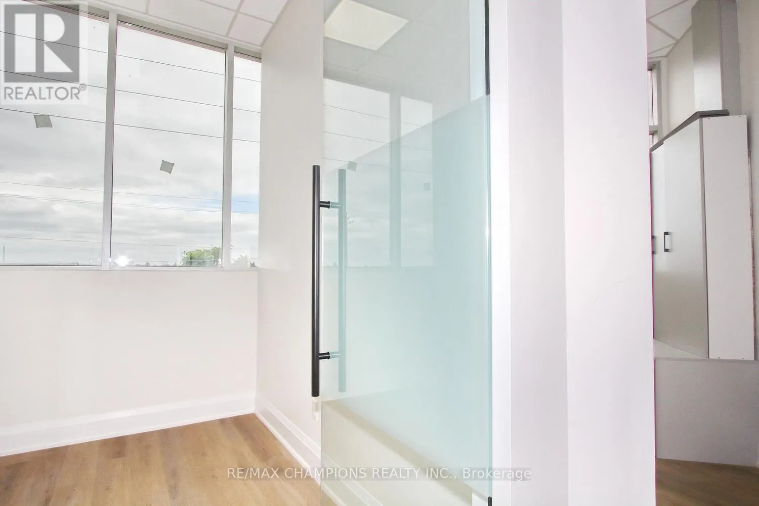 205 - 6475 MAYFIELD ROAD