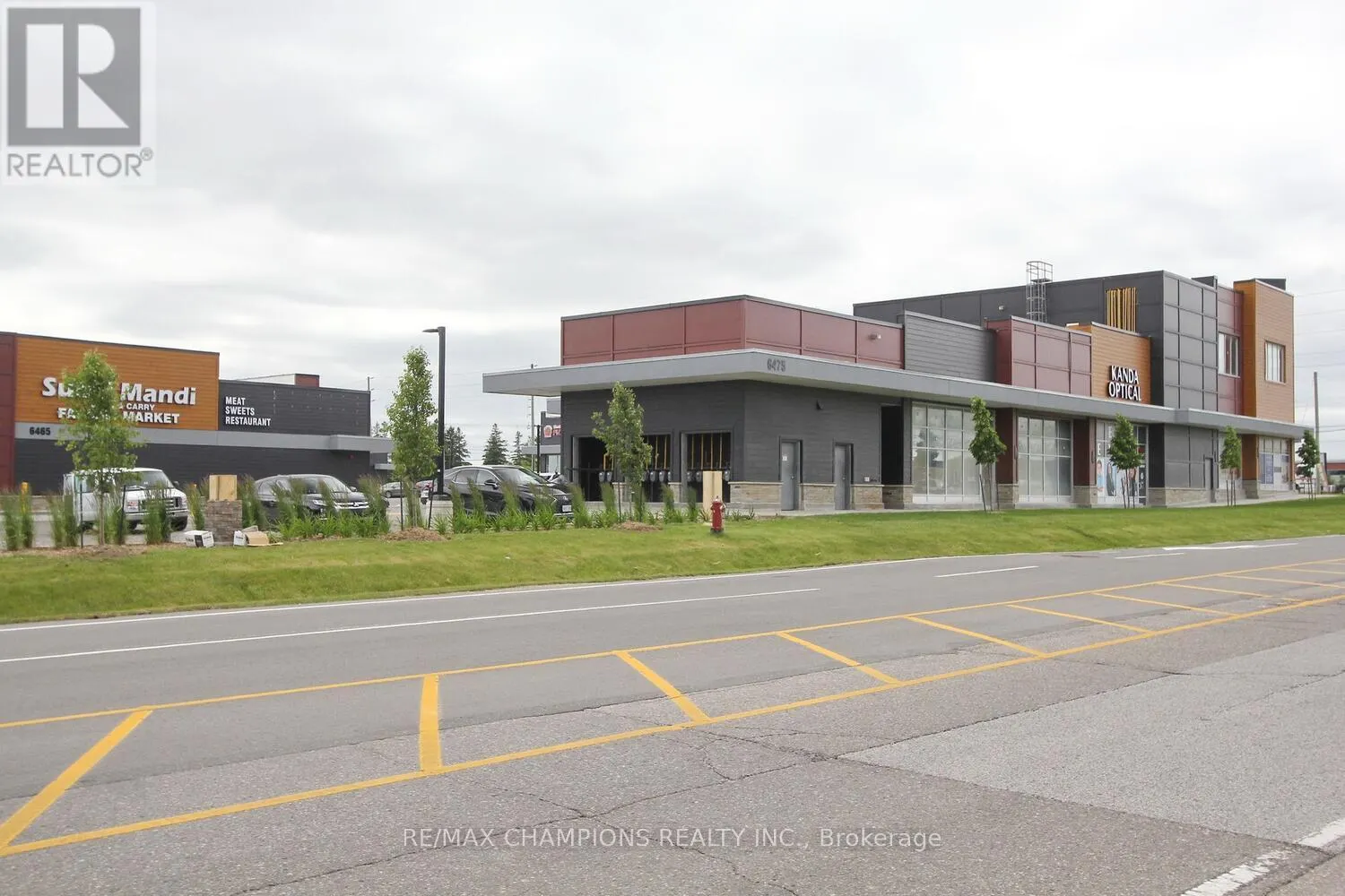205 - 6475 MAYFIELD ROAD