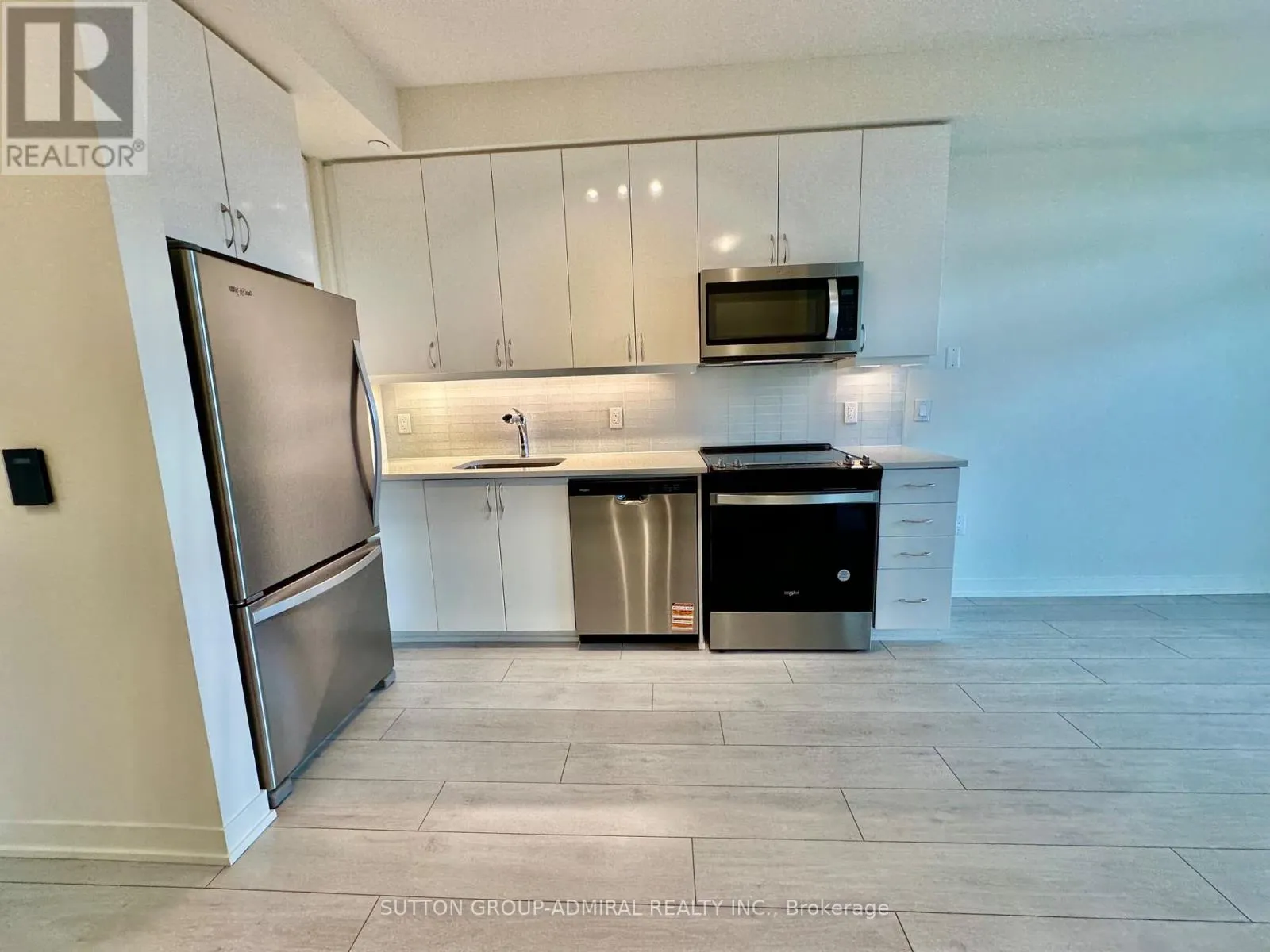 4110 - 38 ANNIE CRAIG DRIVE
