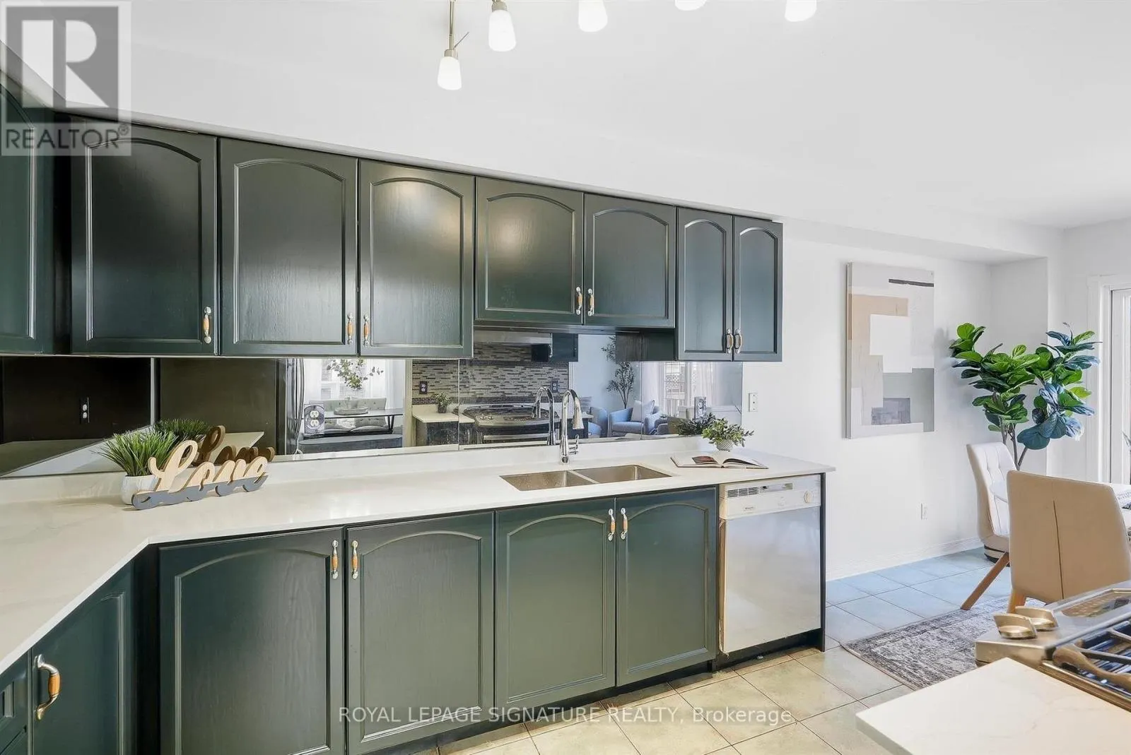 106 HEARTLEAF CRESCENT