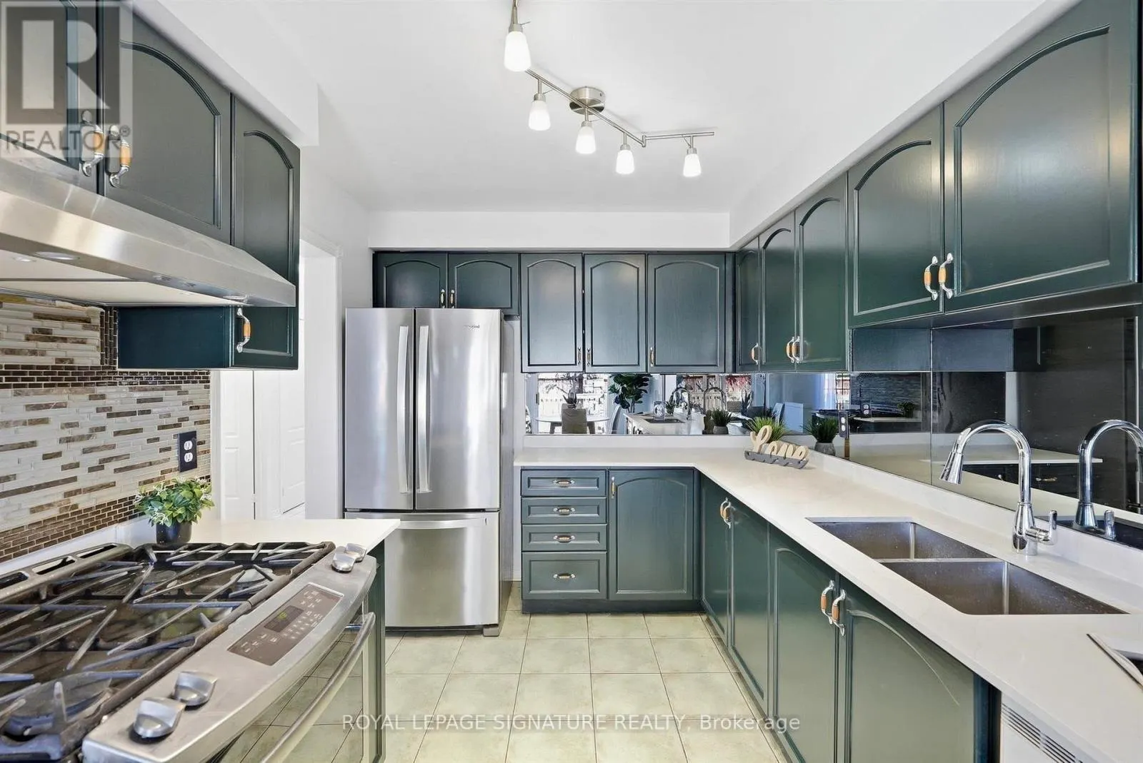 106 HEARTLEAF CRESCENT