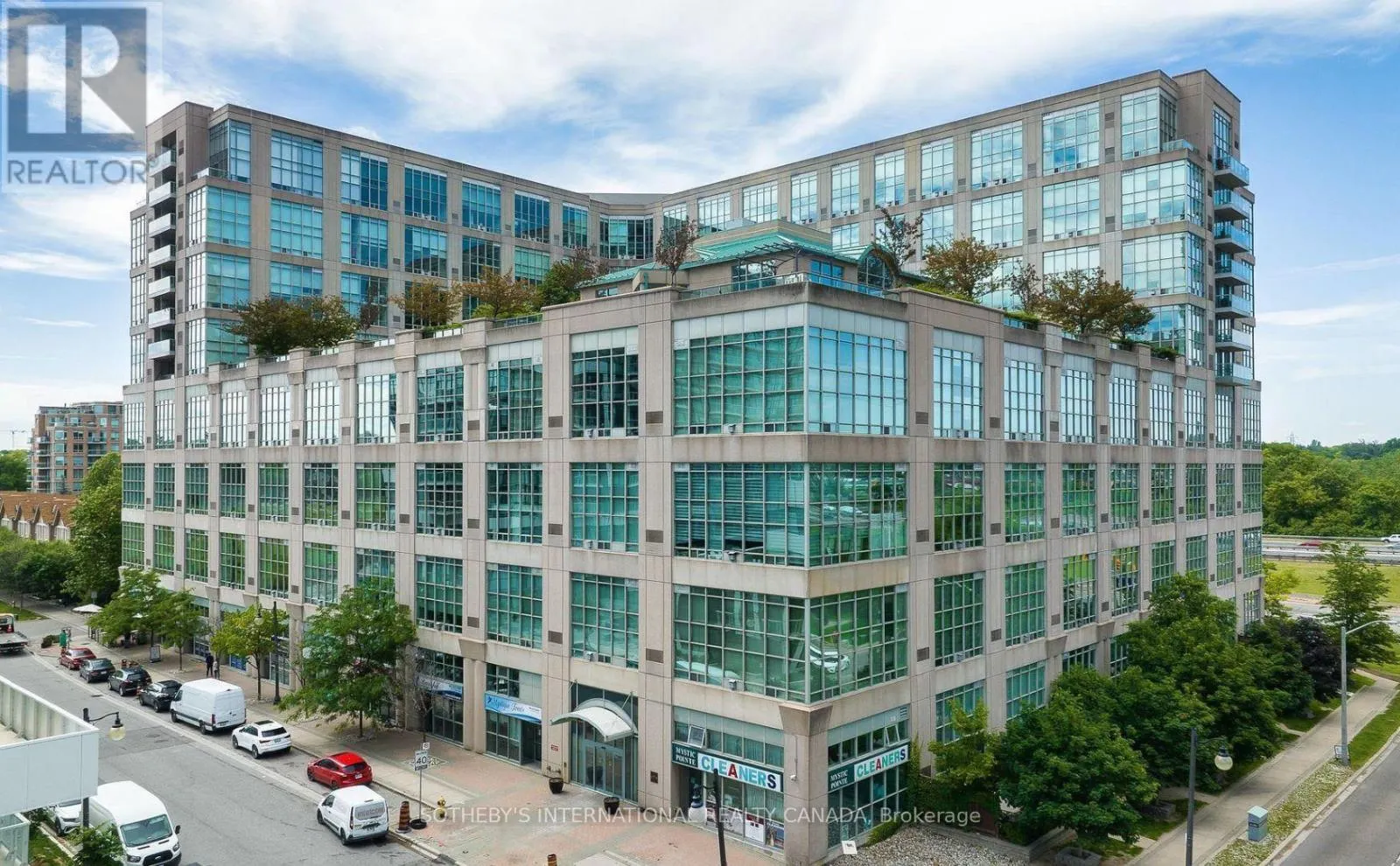 212 - 300 MANITOBA STREET