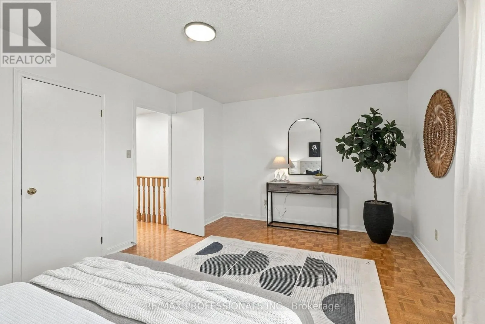 289 F BARTLETT AVENUE