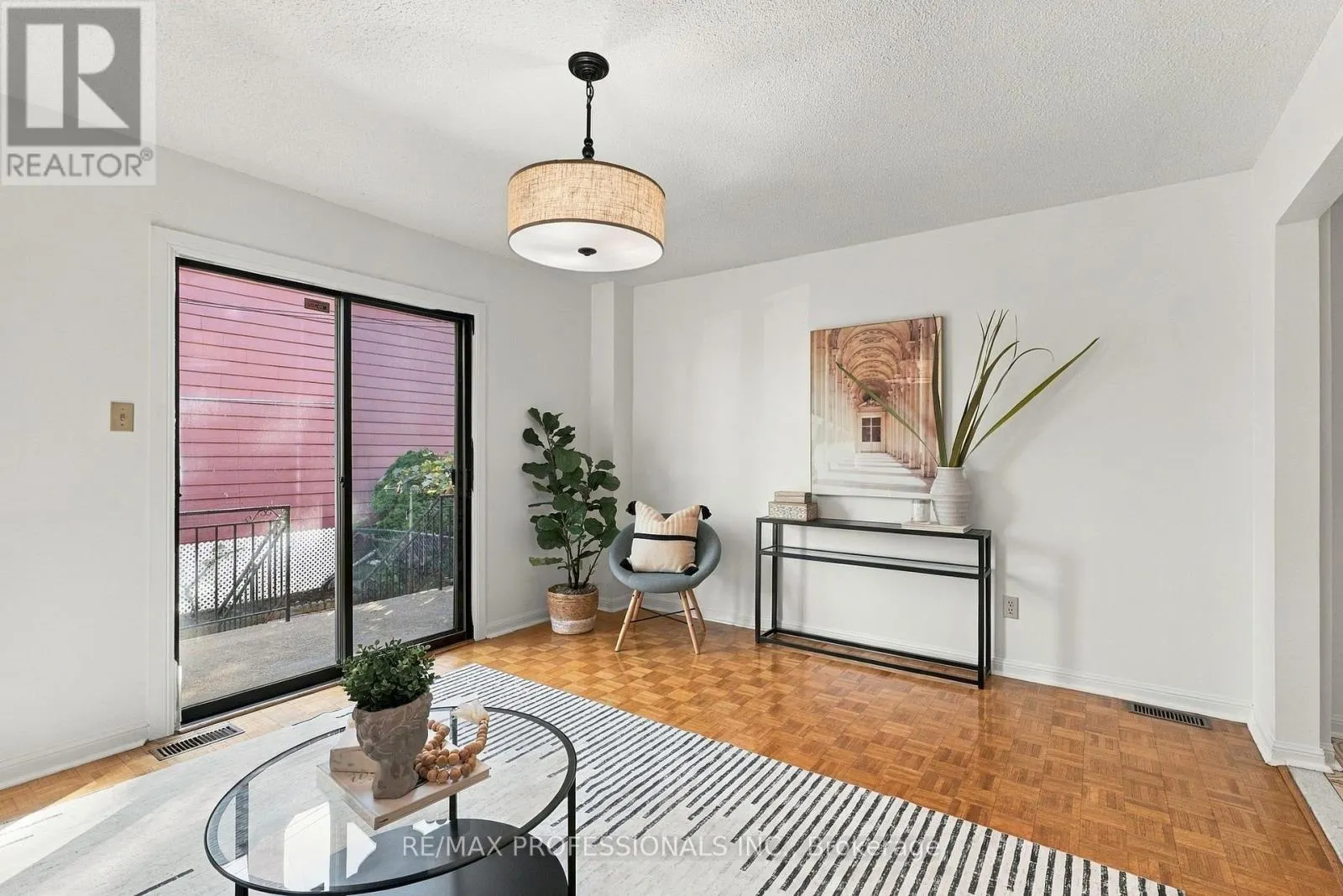 289 F BARTLETT AVENUE
