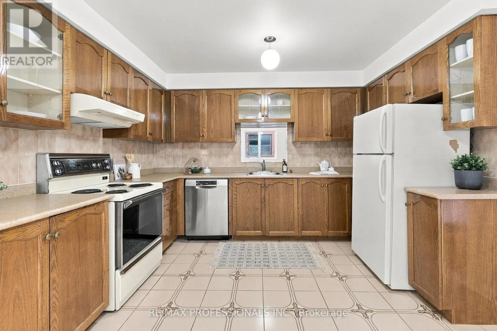 289 F BARTLETT AVENUE