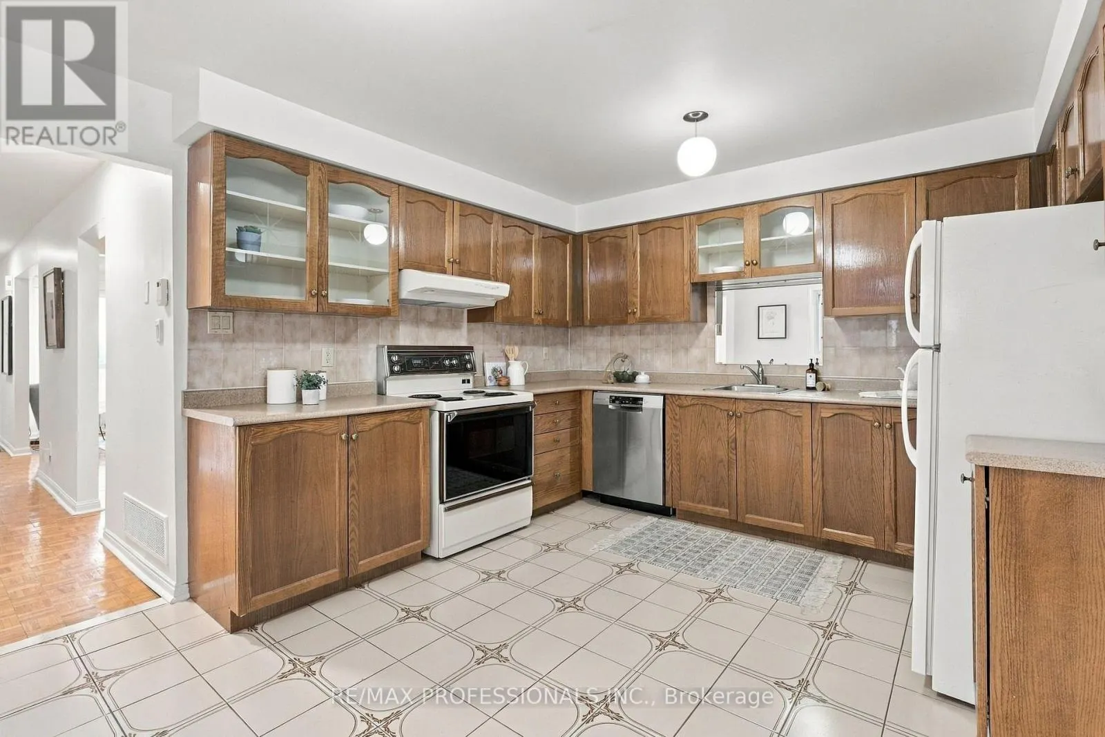 289 F BARTLETT AVENUE