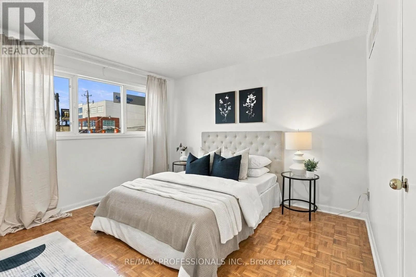 289 F BARTLETT AVENUE