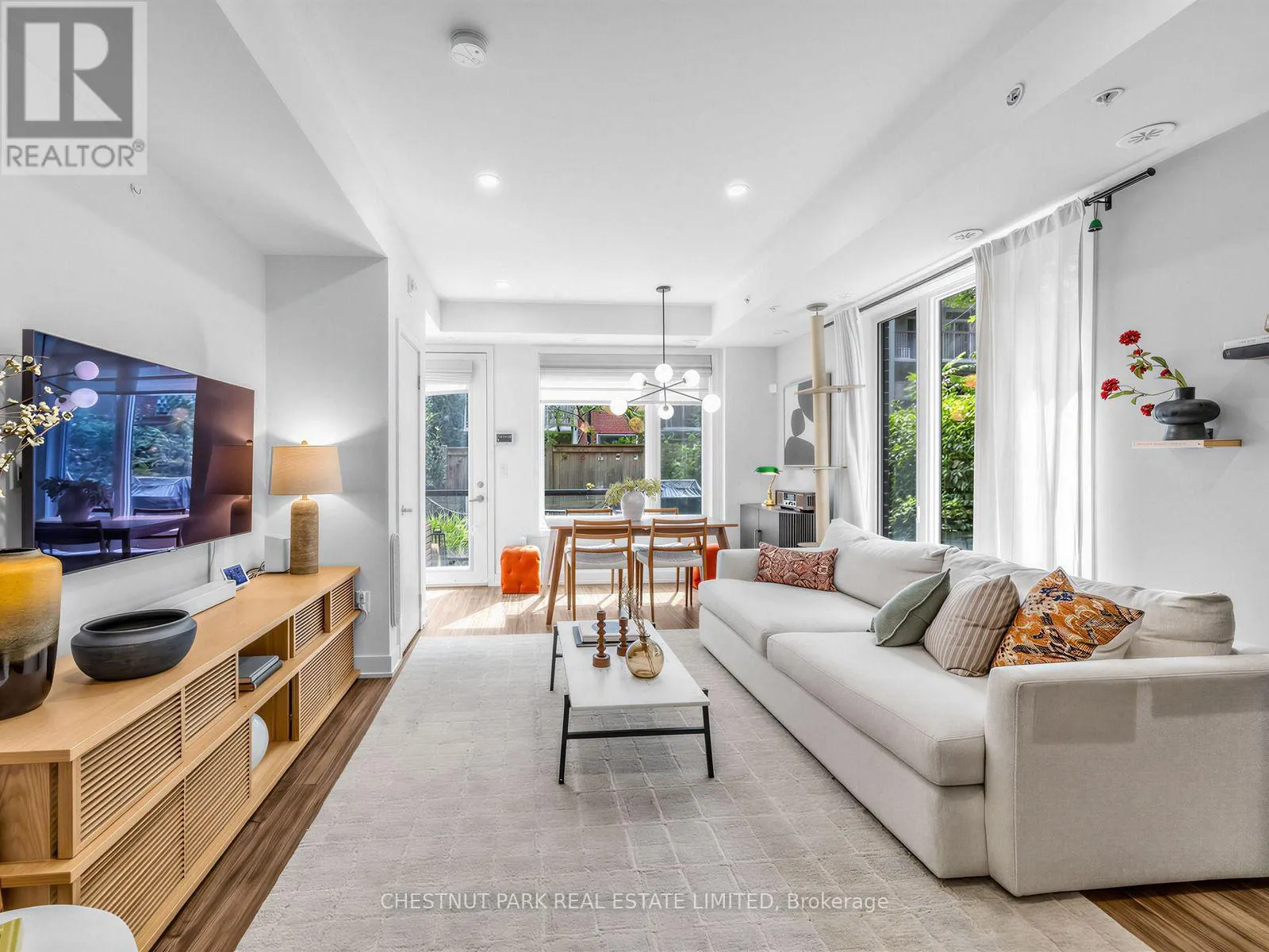 5 - 3488 WIDDICOMBE WAY