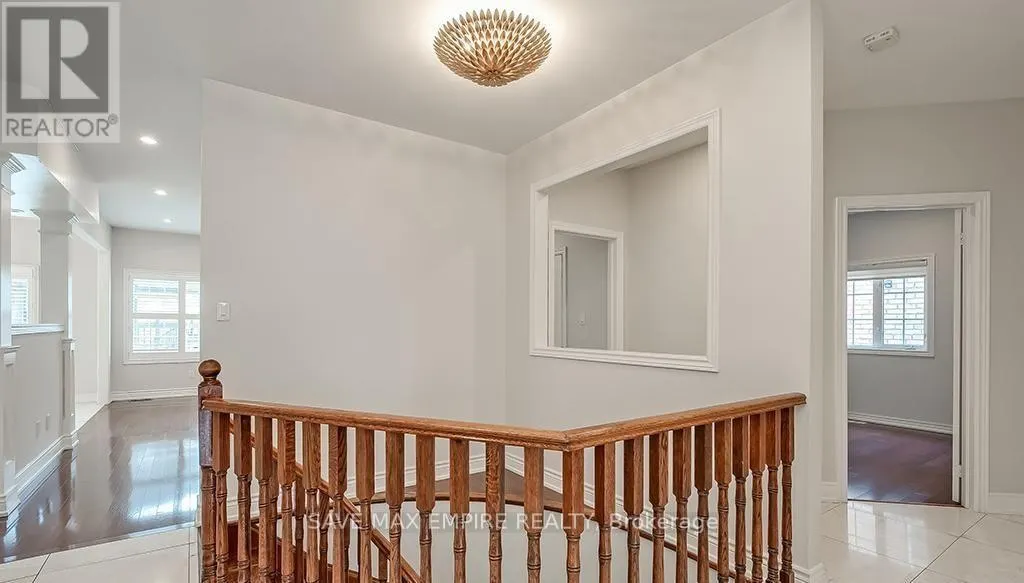2596 NORTH RIDGE TRAIL