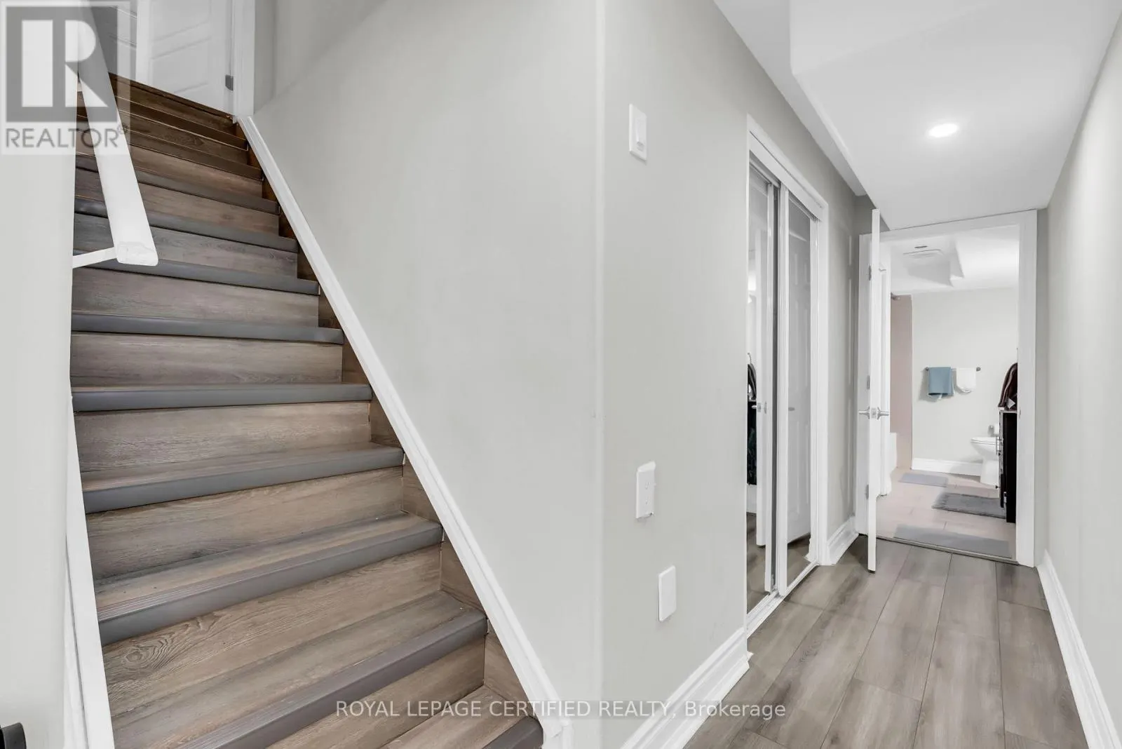 1 - 1377 LEGER WAY