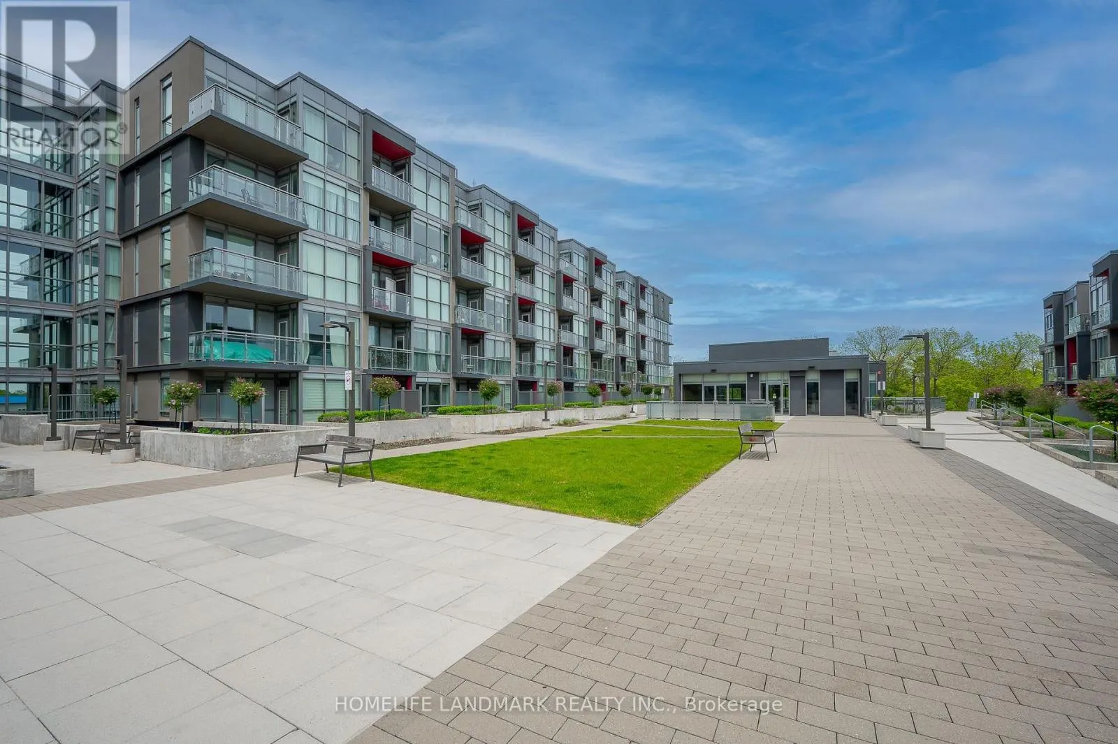 B213 - 5240 DUNDAS STREET
