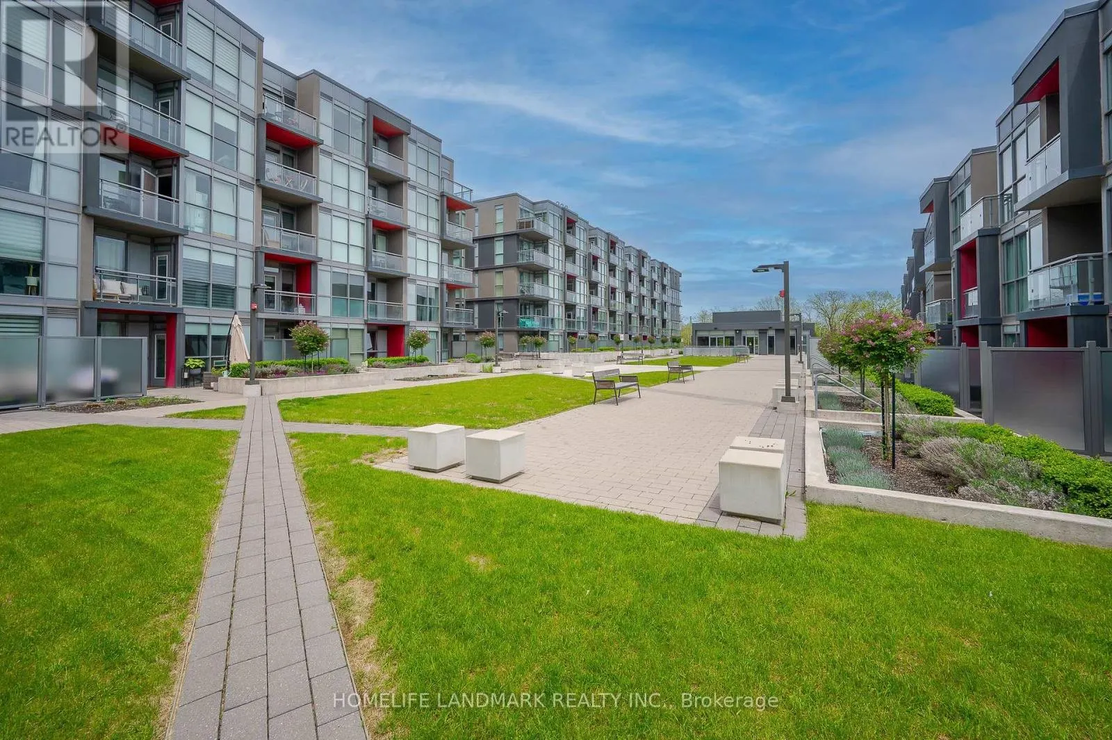 B213 - 5240 DUNDAS STREET