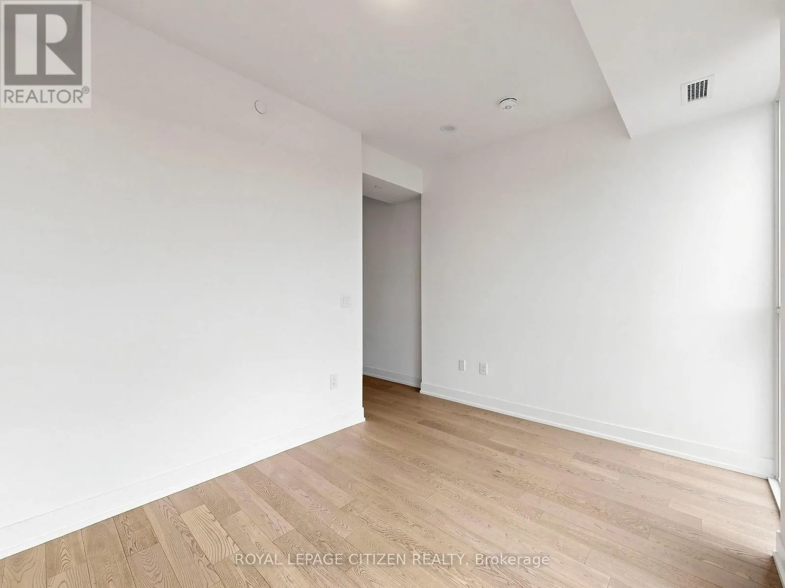 412 - 1063 DOUGLAS MCCURDY COMMON