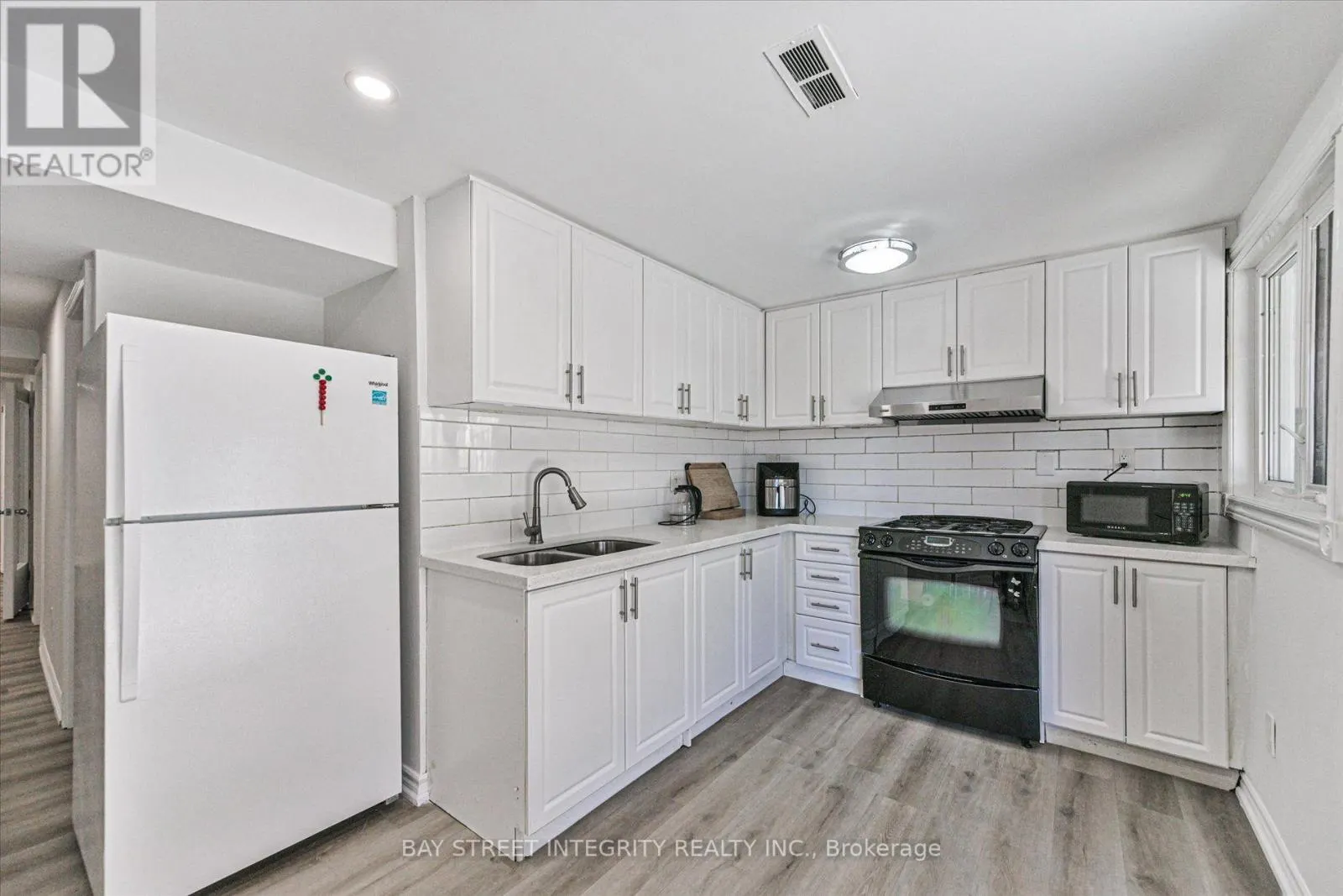 1225 WINTERBOURNE DRIVE