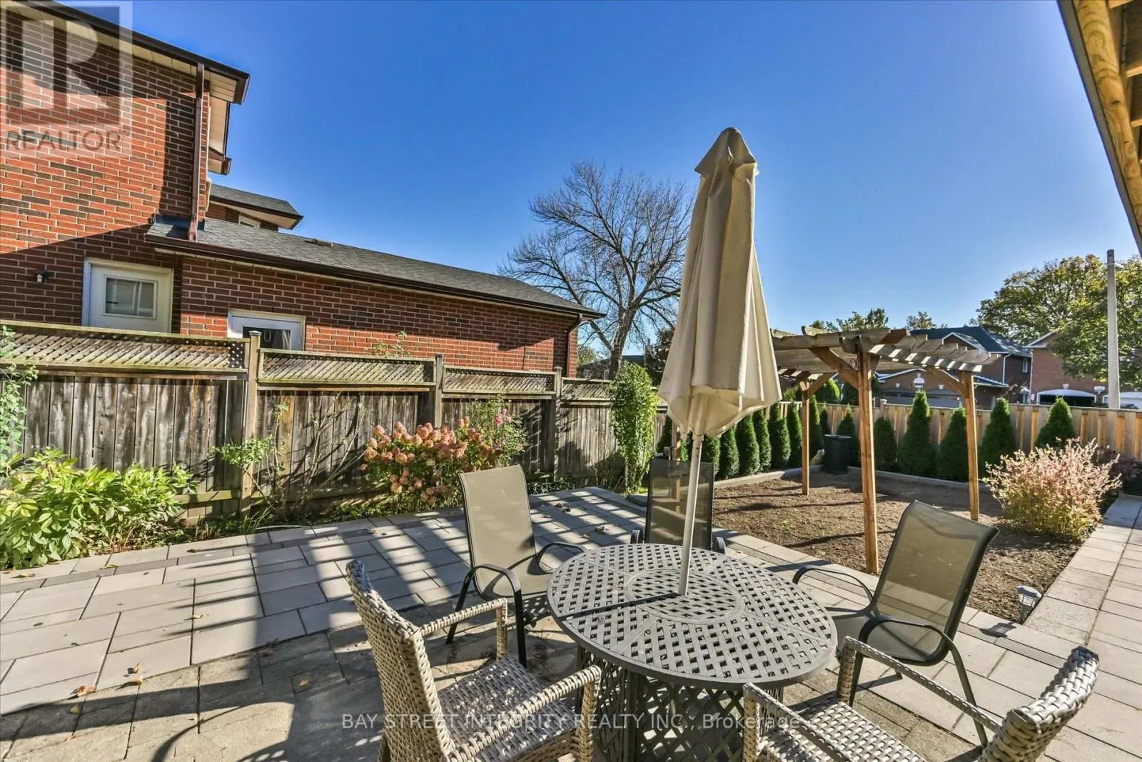 1225 WINTERBOURNE DRIVE