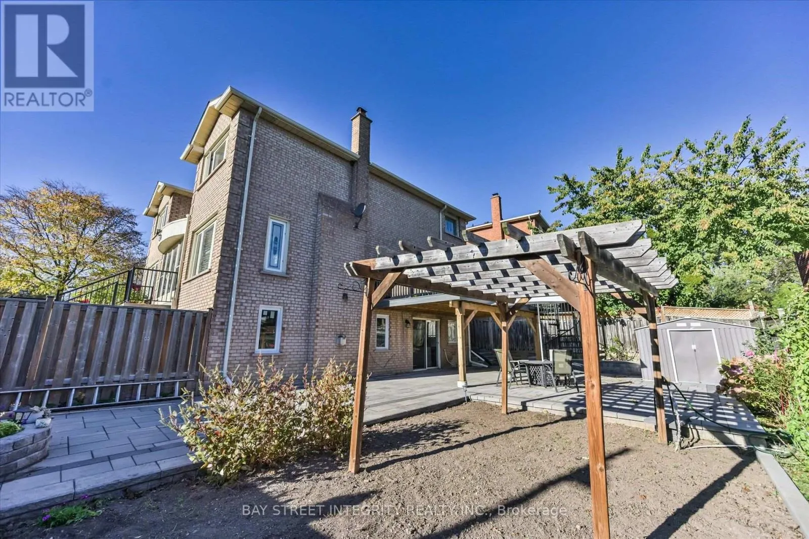 1225 WINTERBOURNE DRIVE