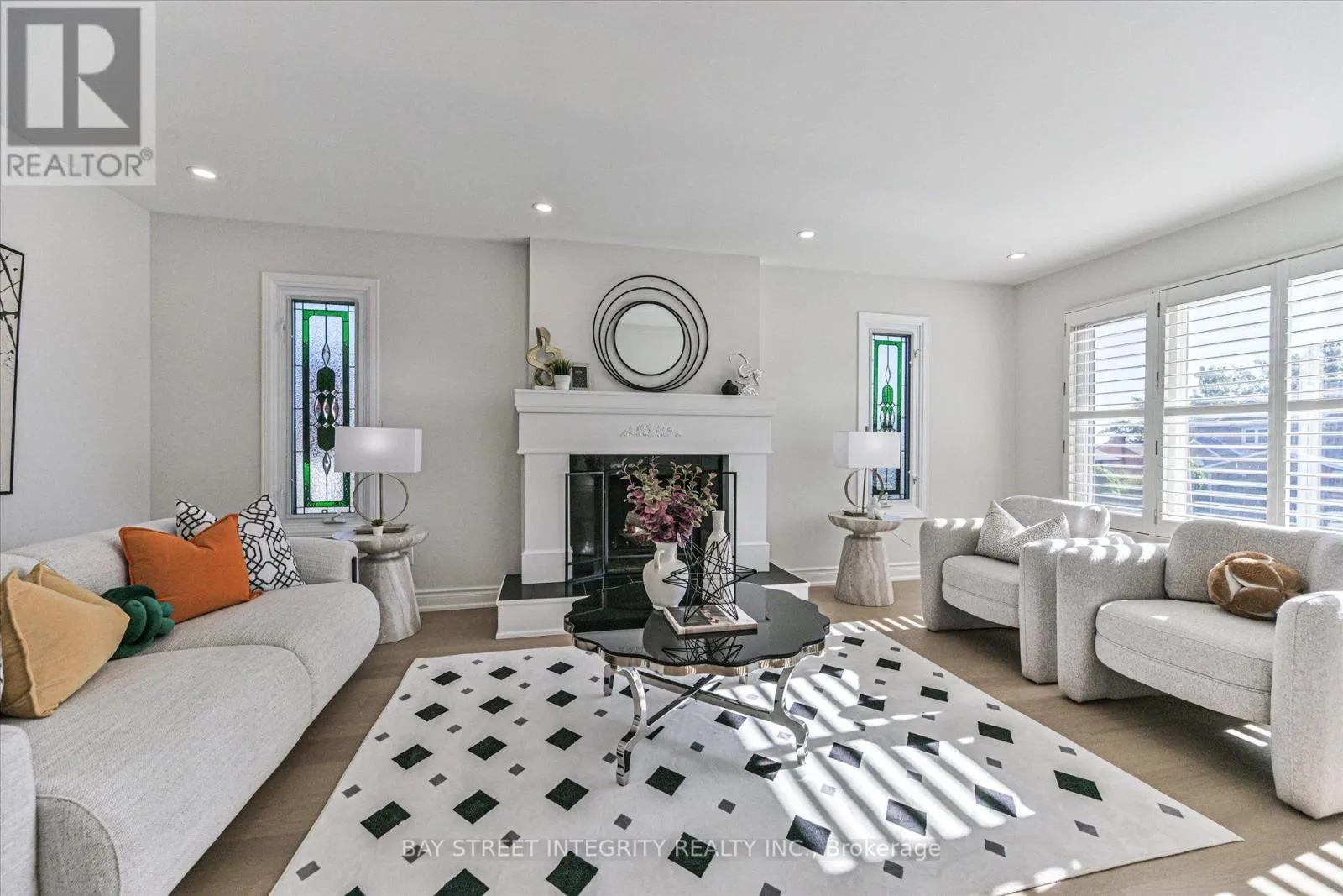 1225 WINTERBOURNE DRIVE
