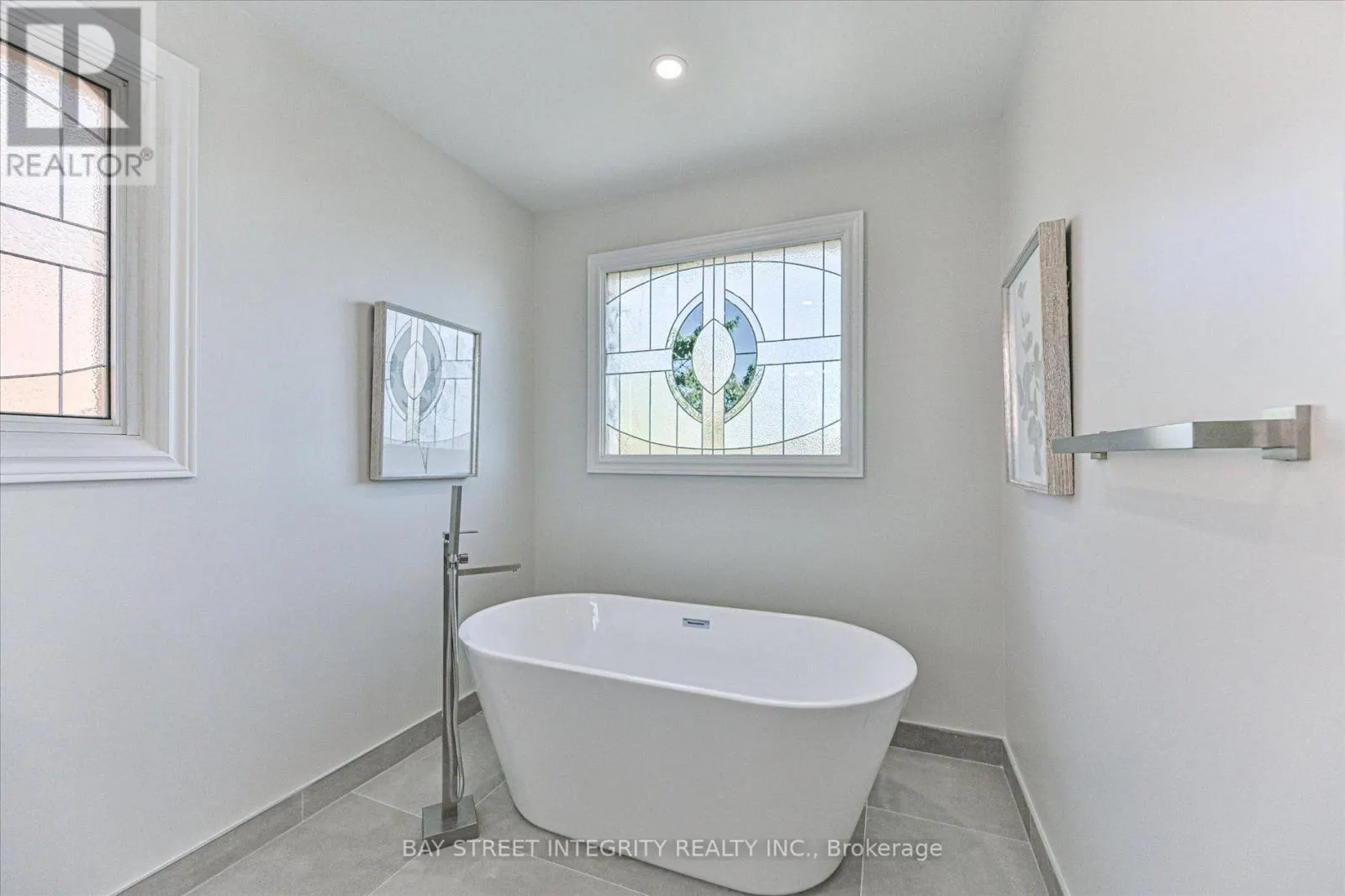 1225 WINTERBOURNE DRIVE