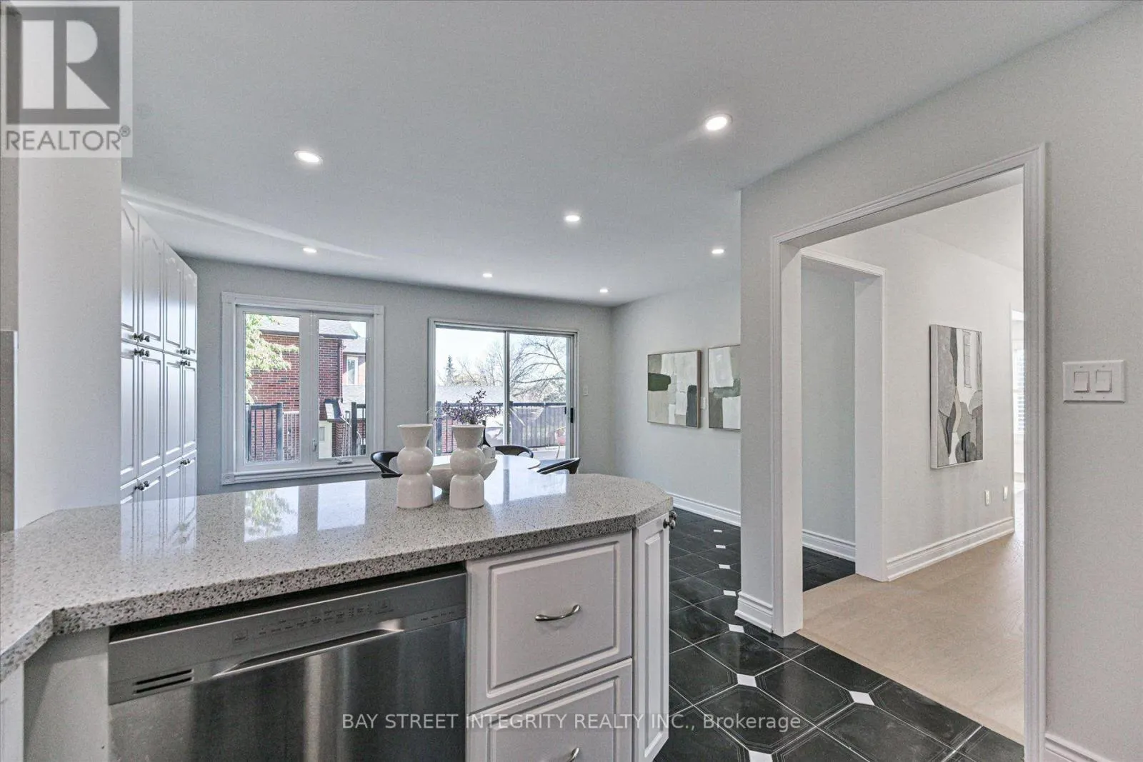 1225 WINTERBOURNE DRIVE