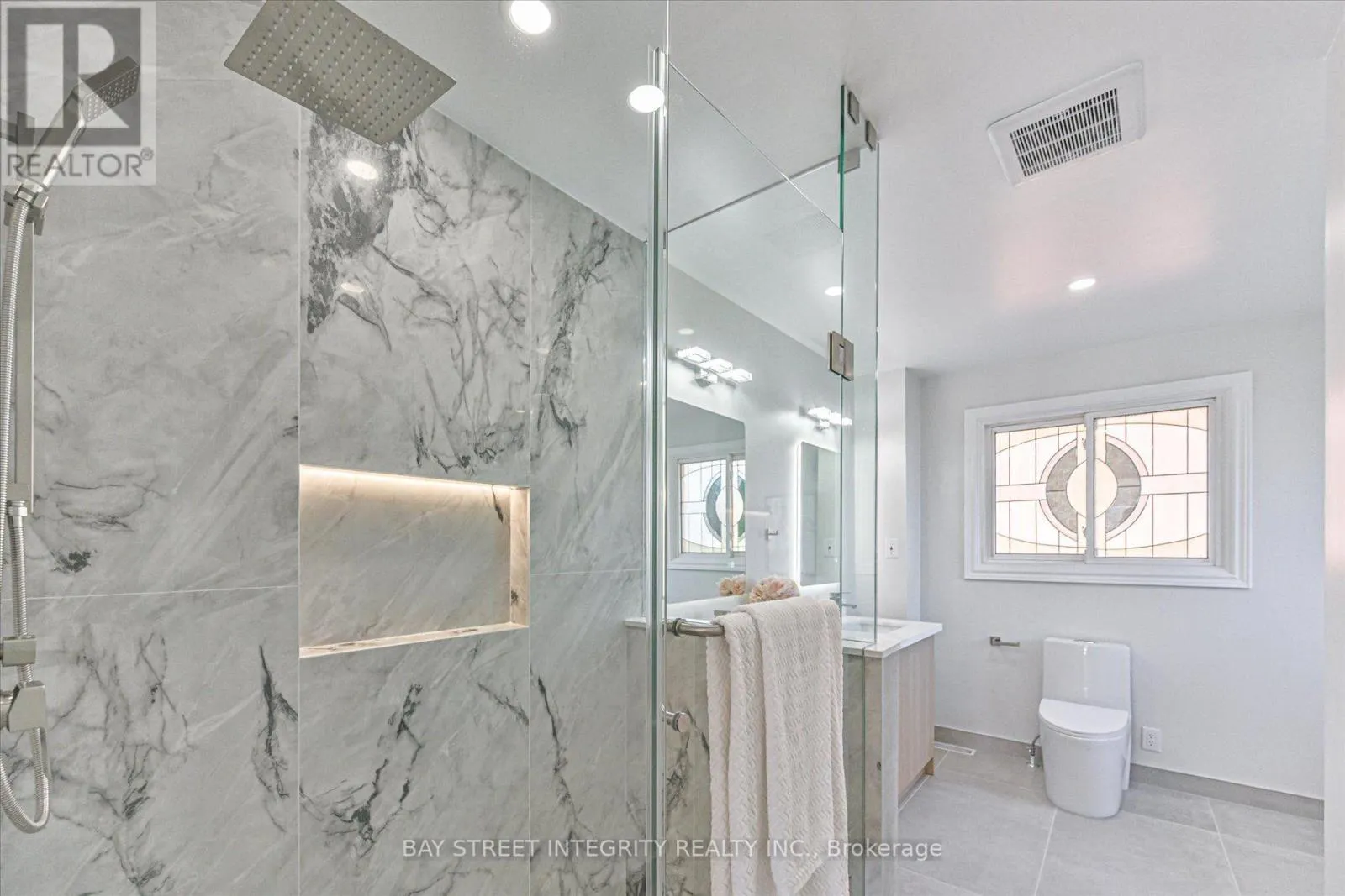 1225 WINTERBOURNE DRIVE