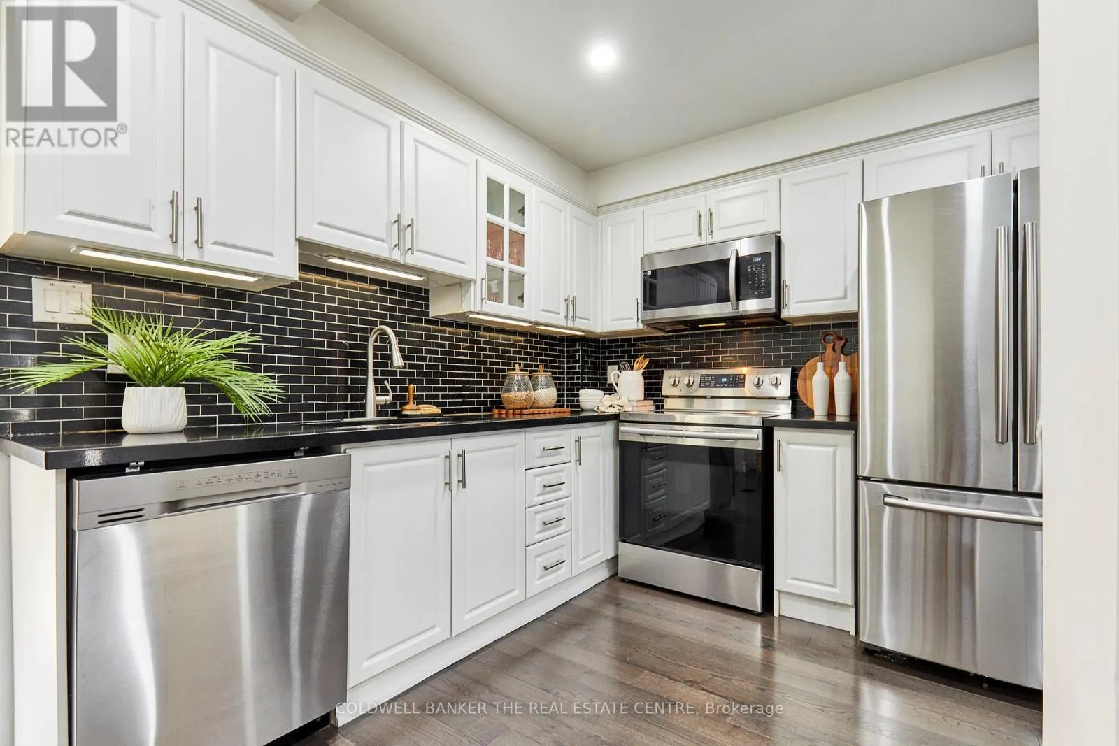 4146 QUAKER HILL DRIVE