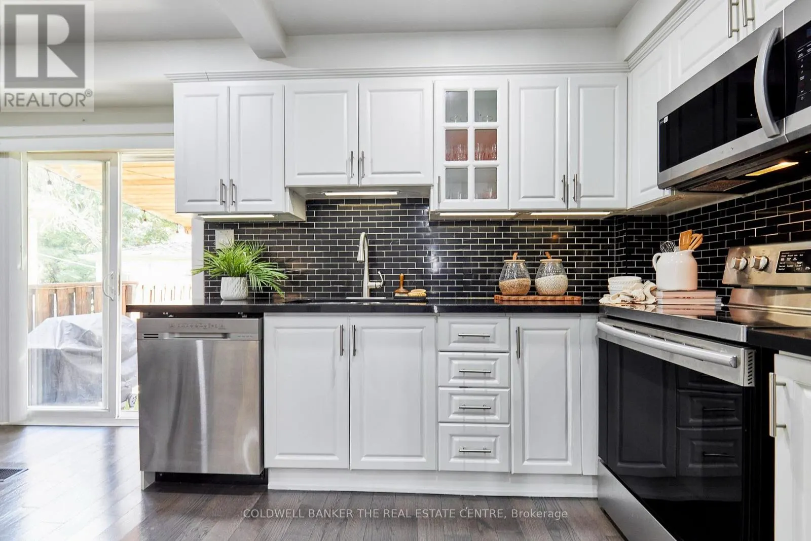 4146 QUAKER HILL DRIVE