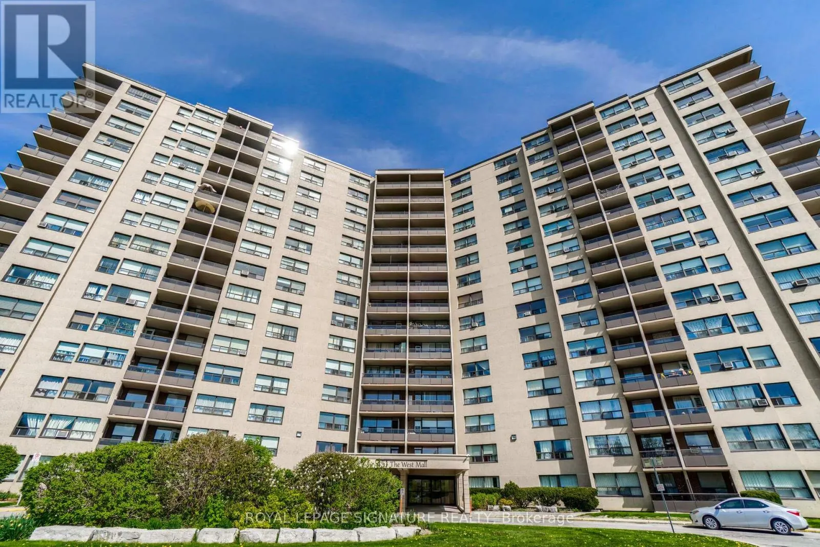 1212 - 451 THE WEST MALL DRIVE