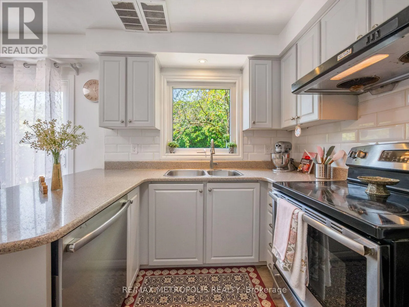 144 ALL SAINTS CRESCENT
