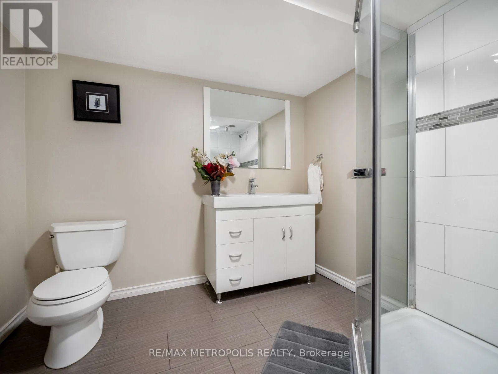 144 ALL SAINTS CRESCENT
