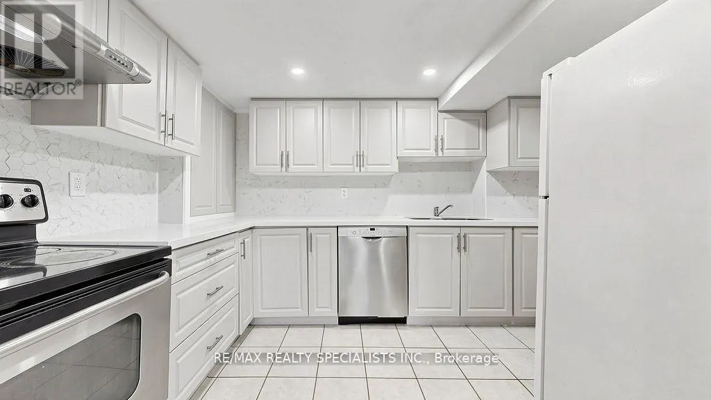 59 SUNFOREST DRIVE