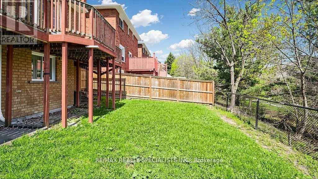 59 SUNFOREST DRIVE