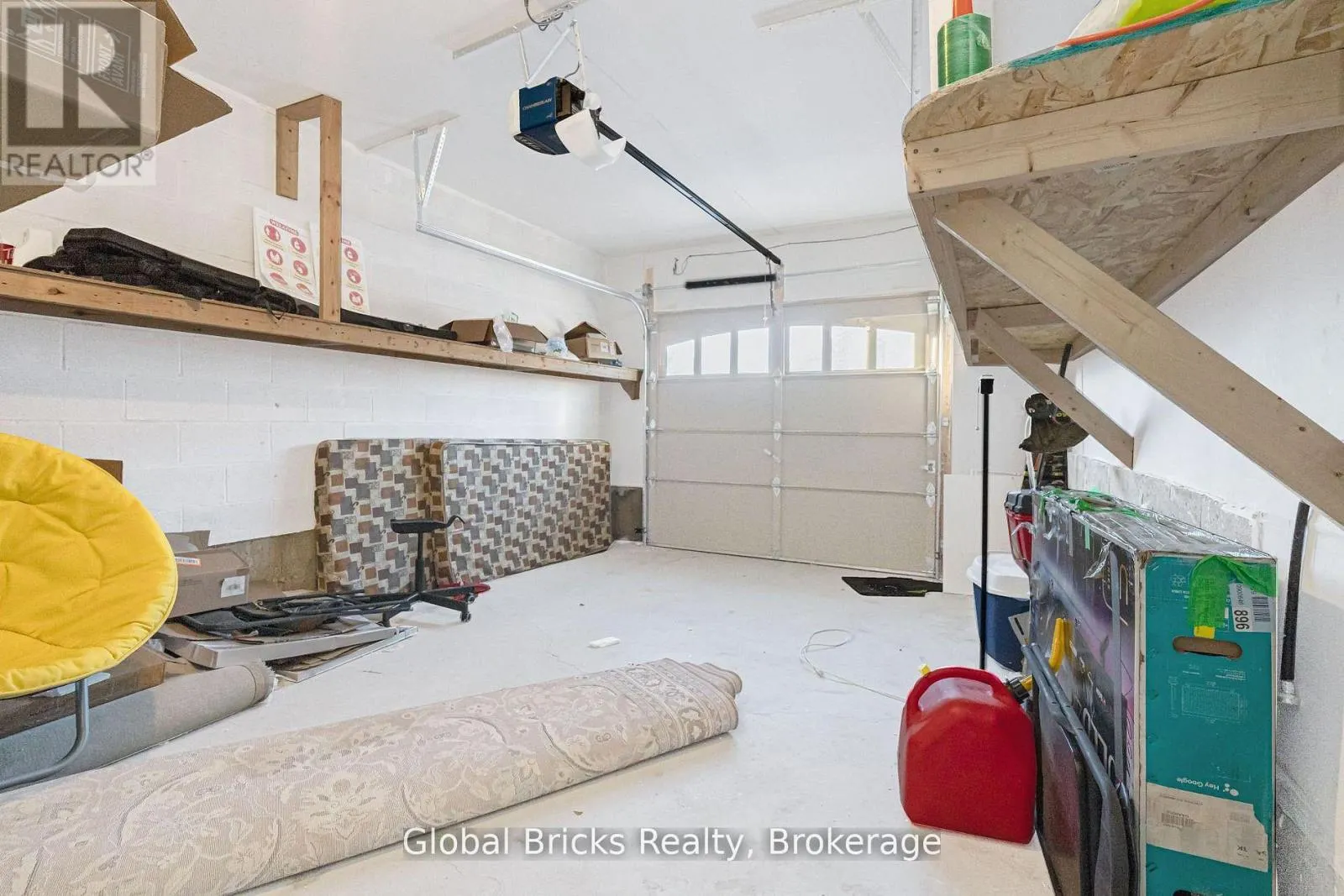 49 BURNHAMTHORPE ROAD E