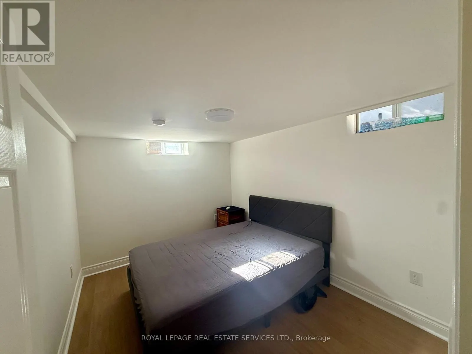 6 - 19 ROSELAND DRIVE E