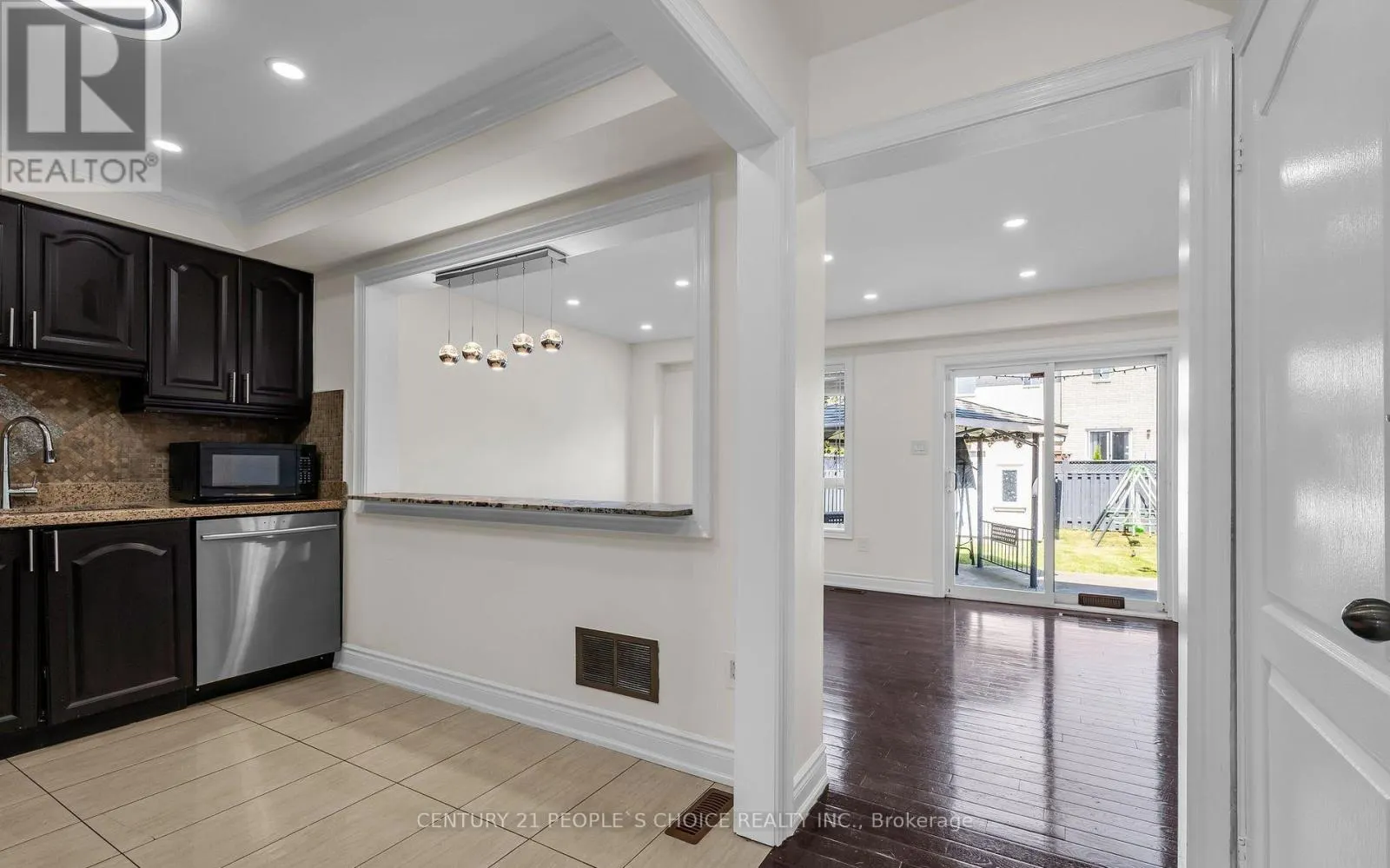46 STUDEBAKER TRAIL